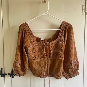 AMERICAN EAGLE AE Lace Puff-Sleeve Blouse Brown Small